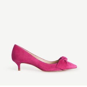 Ann Taylor Ashlyn Suede Bow Pump